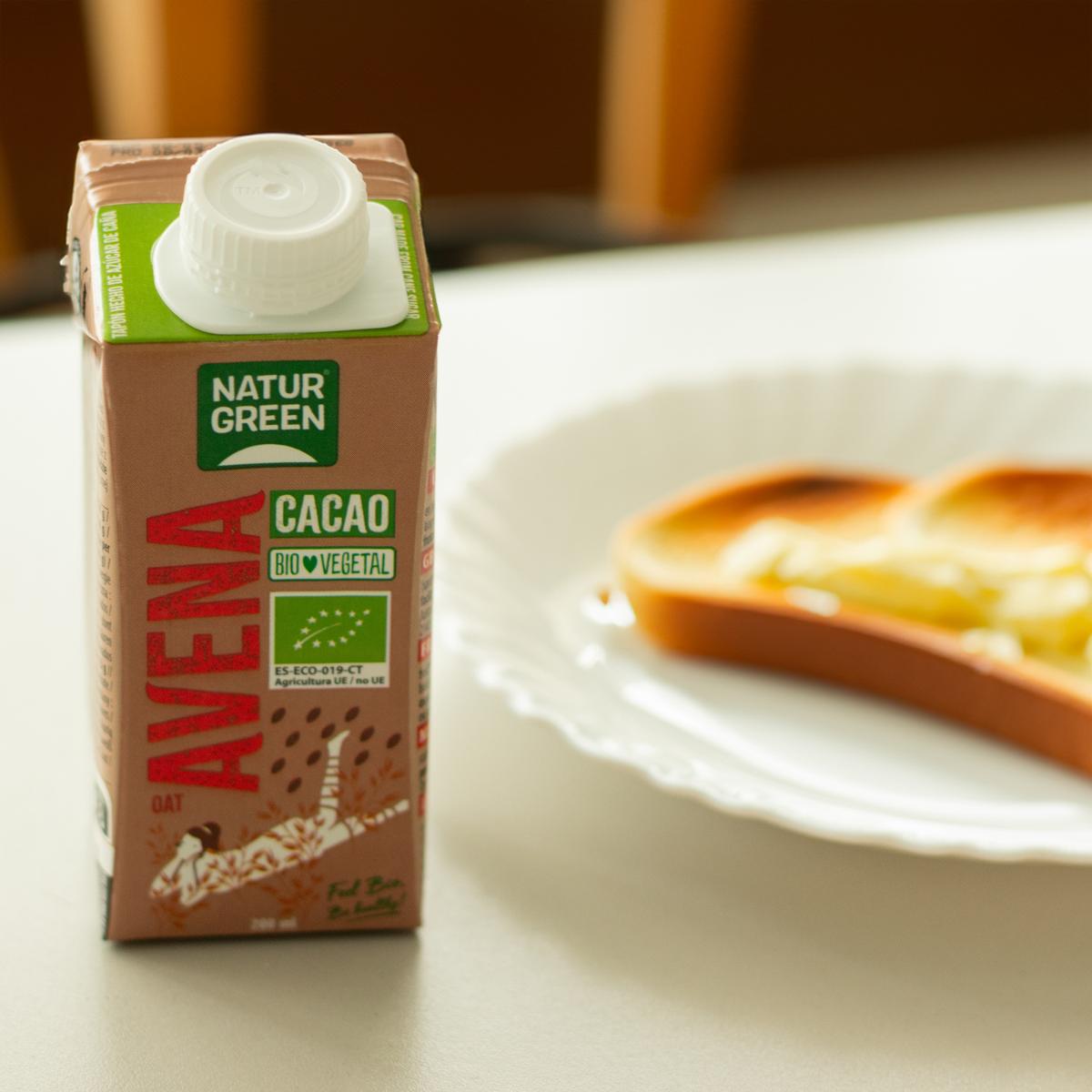 Napój owsiany z kakao NaturGreen 200 ml