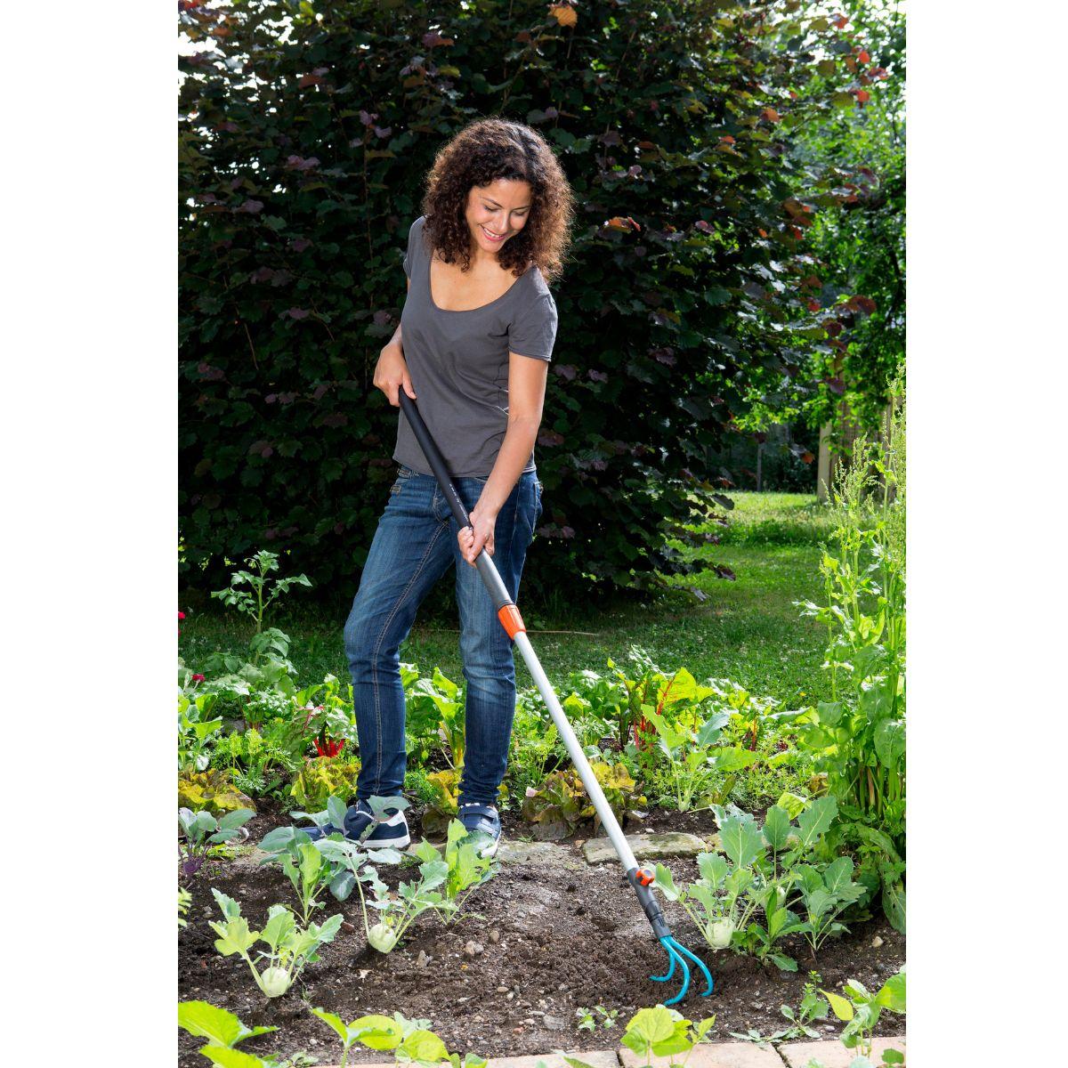 Teleskopowa rączka Combisystem 90–145 cm Gardena