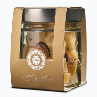 Speciale XL-cadeaumand Brunch La Chinata met 9 producten.
