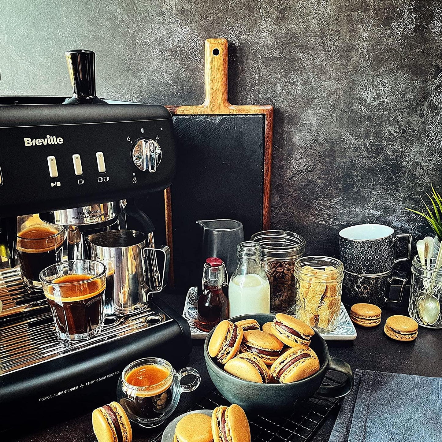 Breville Barista Max+ koffiezetapparaat zwart (gereviseerd)