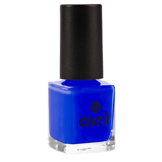 Vernis à ongles bleu de France Avril