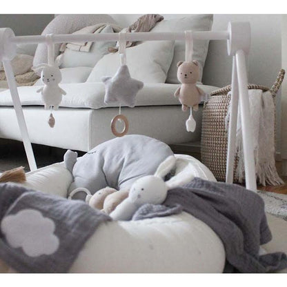 Babygym van wit gelakt hout Jabadabado