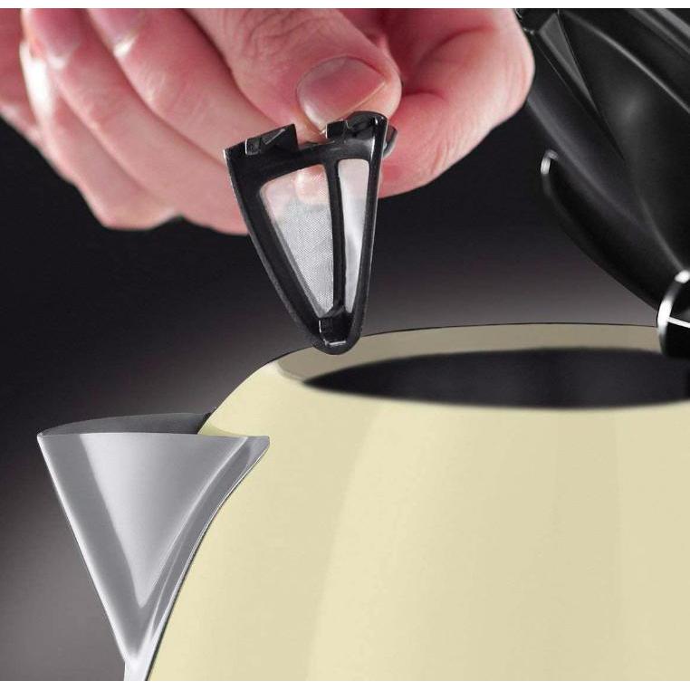 Czajnik Colours Plus kremowy Russell Hobbs